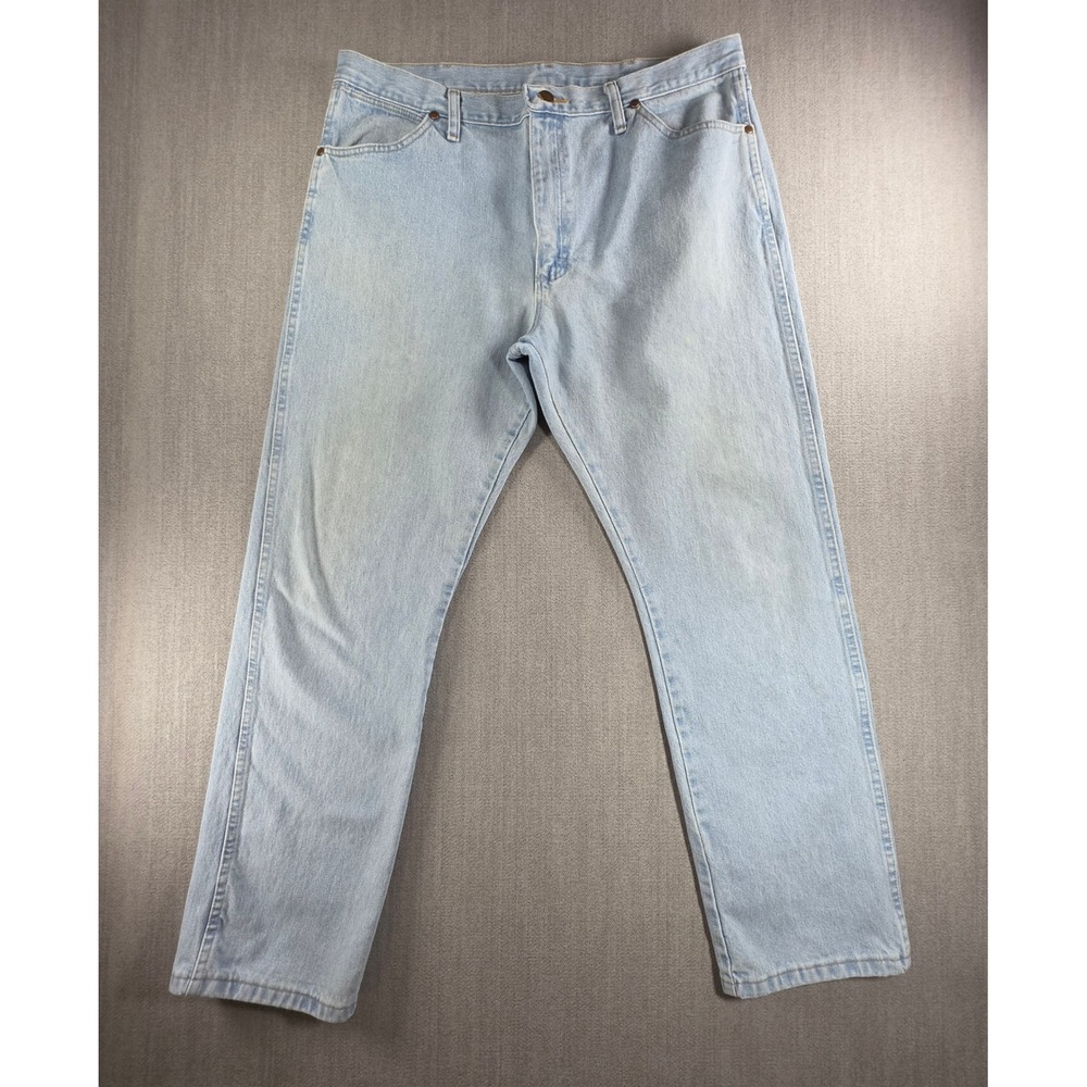 Wrangler Cowboy Cut Jeans Mens 38x32 Light Wash Blue 100% Cotton‎ 936WZG Denim